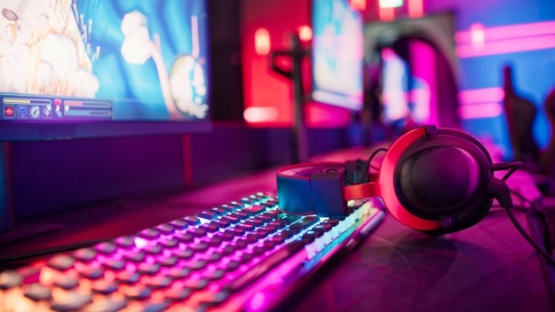 Interactive Entertainment, keyboard and gaming headphones